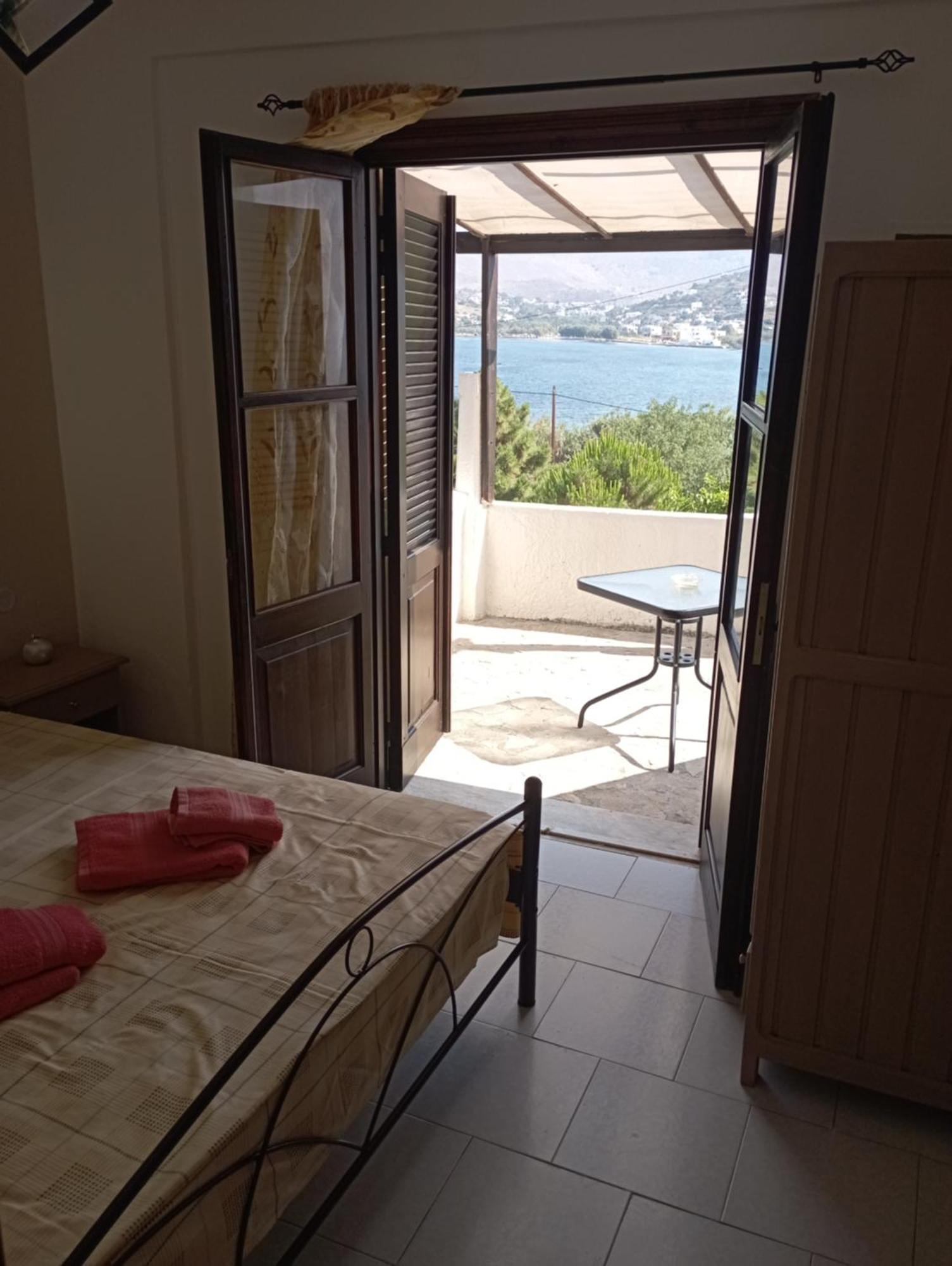 Akrogiali Rooms & Studios Drymonas Esterno foto